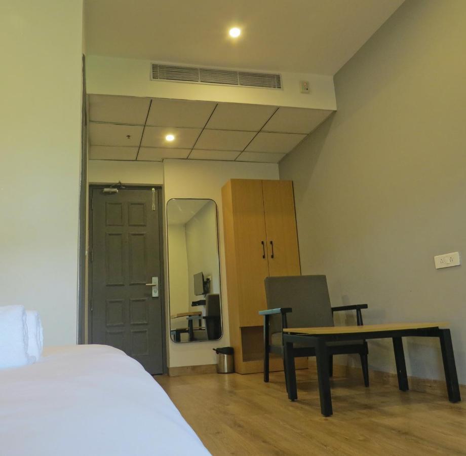 Sm Hives Hotell Bhubaneswar Eksteriør bilde