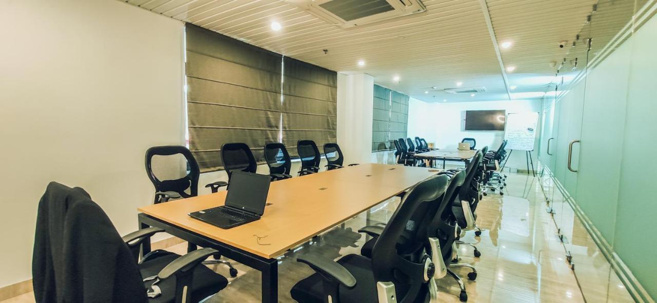 Sm Hives Hotell Bhubaneswar Eksteriør bilde